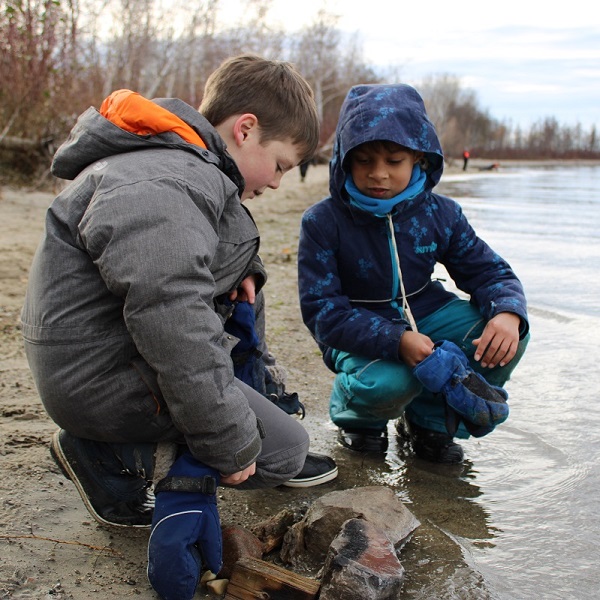 students enjoy outdoor adventure at Tommy Thompson Park March Break camp